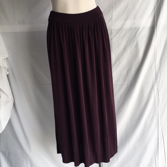 Marks & Spencer Dresses & Skirts - Marks &Spencer Per Una mauve skirt Sz UK 10 US 6